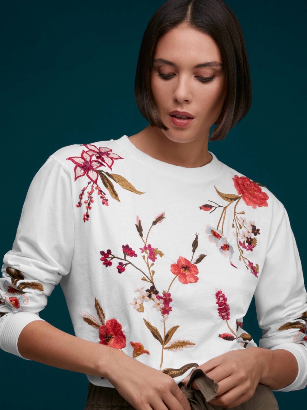 Johnny Was White Floral Embroidered Flore Long Sleeve T-Shirt Size Small